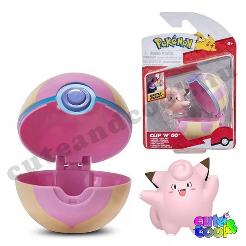 clefairy pokémon pokélabdával